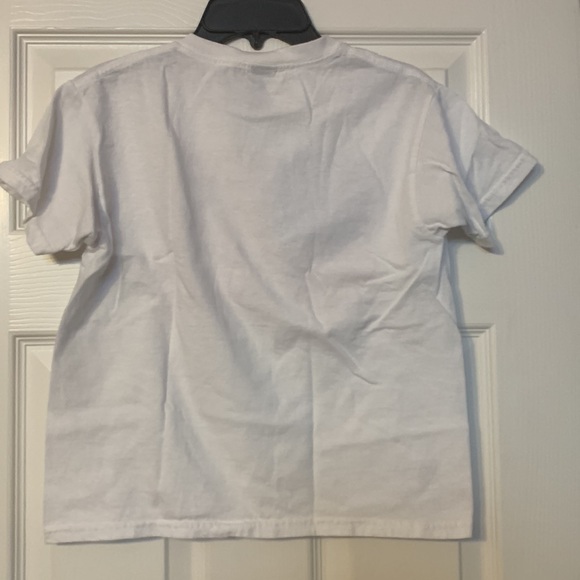 Patriotic flag tshirt with flowers size youth small tractor supply - Picture 3 of 5